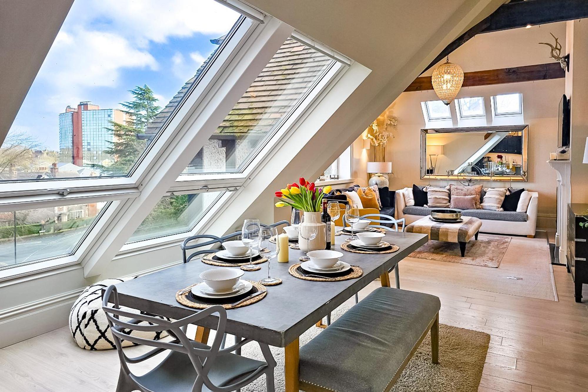 Exclusive 3 Bedroom Penthouse - 2 Bath & Mezzanine Apartment
