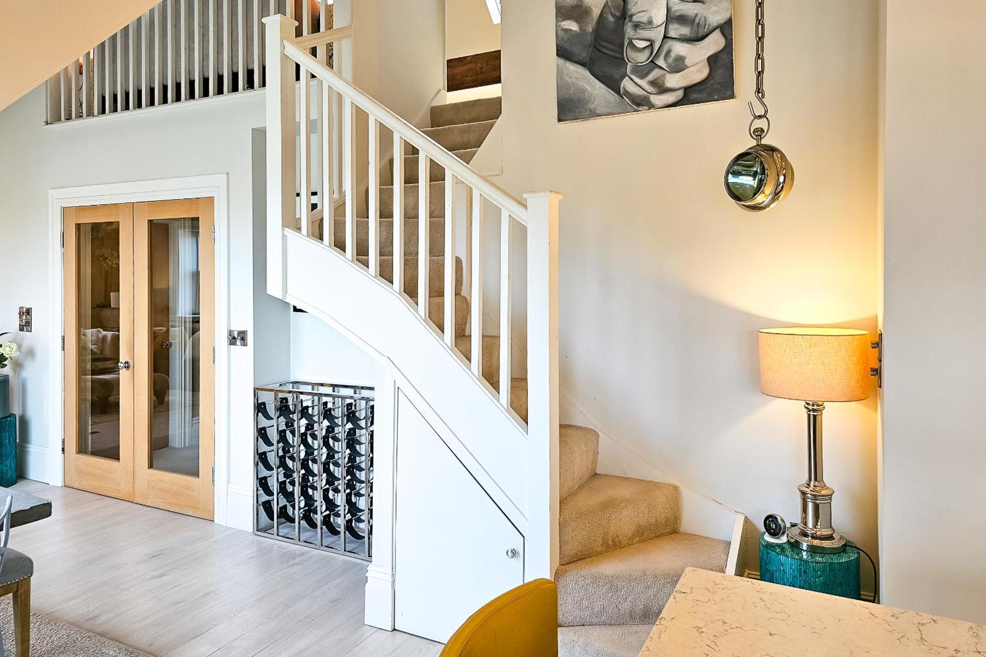 Exclusive 3 Bedroom Penthouse - 2 Bath & Mezzanine Apartment
